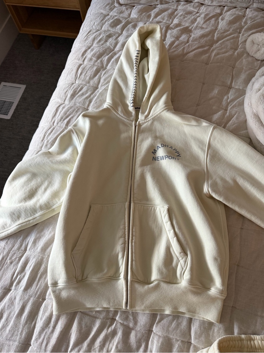 MADHAPPY Newport yellow Zip-Up Hoodie & Shorts Set - - Picture 6 of 6